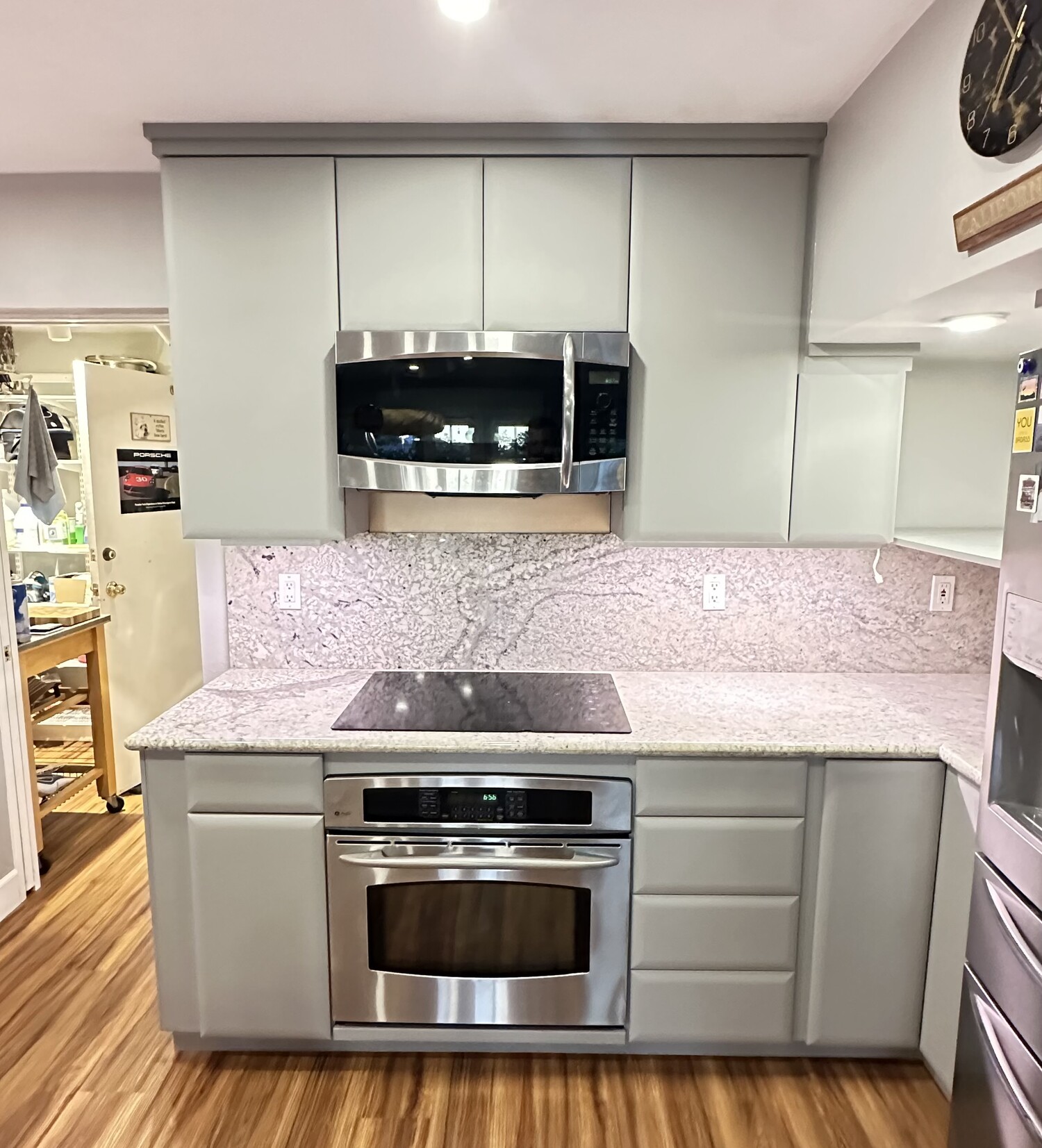 Finished San Diego kitchen wrapped in Bodaq S209 film, full cabinet wall